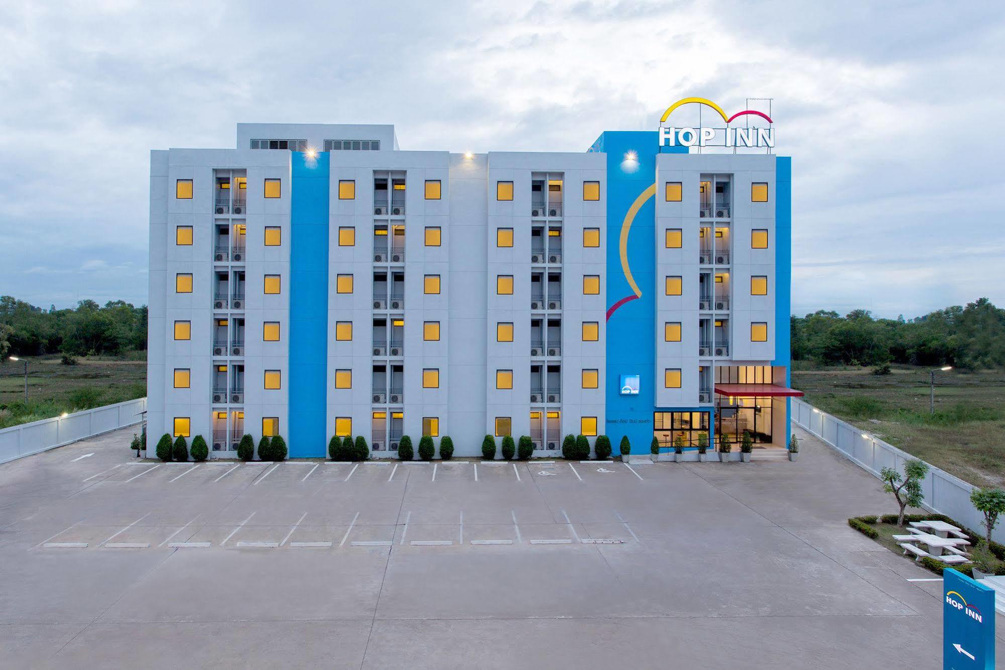 Hop Inn Хатъяй Экстерьер фото